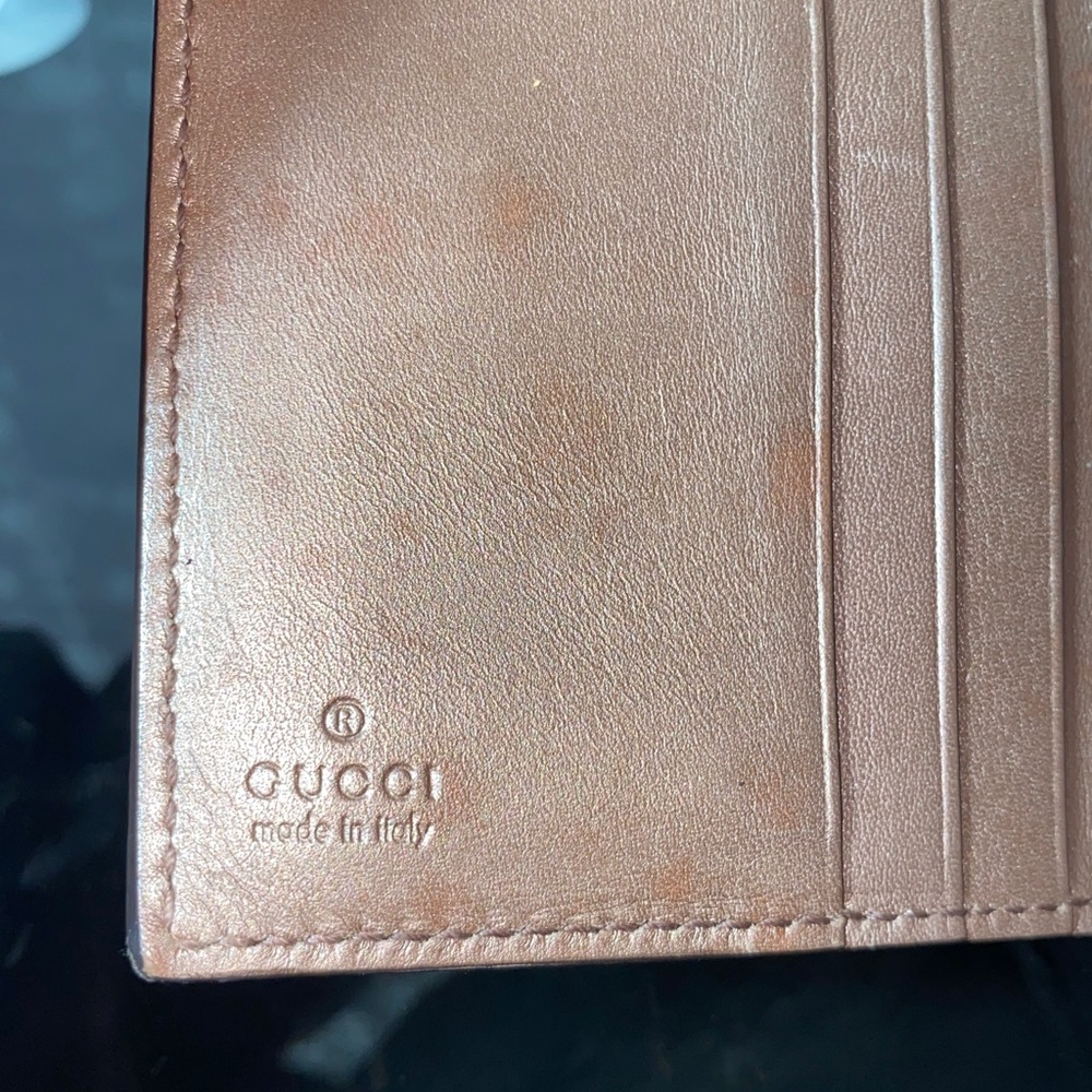 Authentic Gucci Micro GG Guccissima Heart Card Holder - Picture 8 of 12